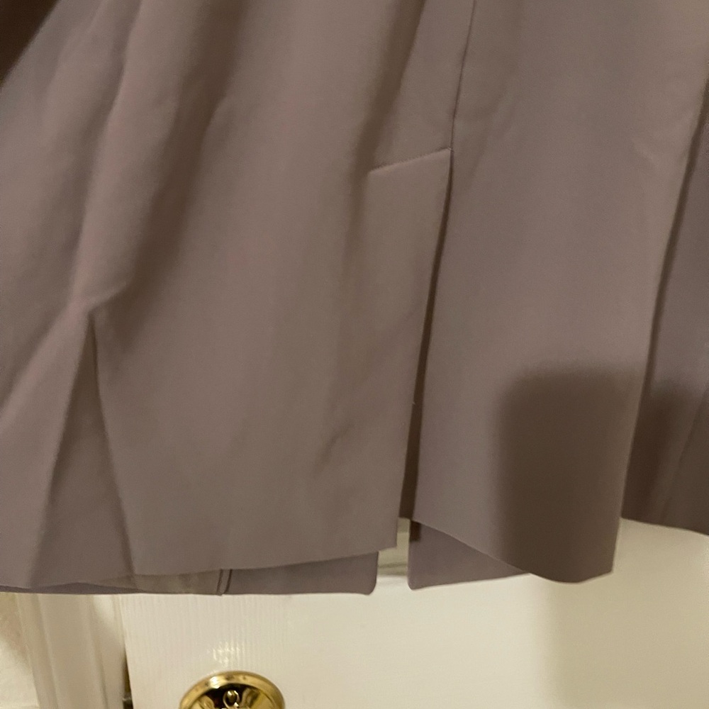Athleta MVP Blazer . suitable for both work and casual outings. versatile design - Picture 9 of 16